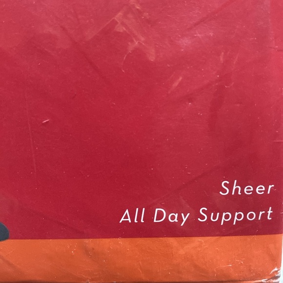 NWT SPANX Maternity Mama Sheer in Nude size C - Picture 4 of 8